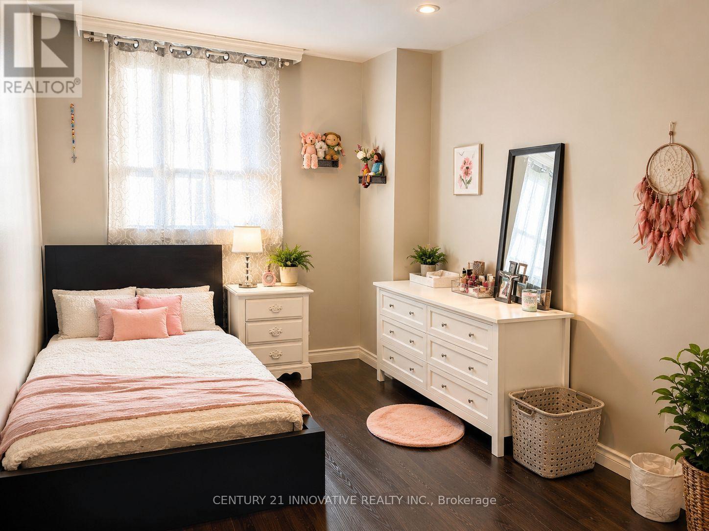 609 - 1 Massey Square, Toronto, Ontario  M4C 5L4 - Photo 8 - E13711772