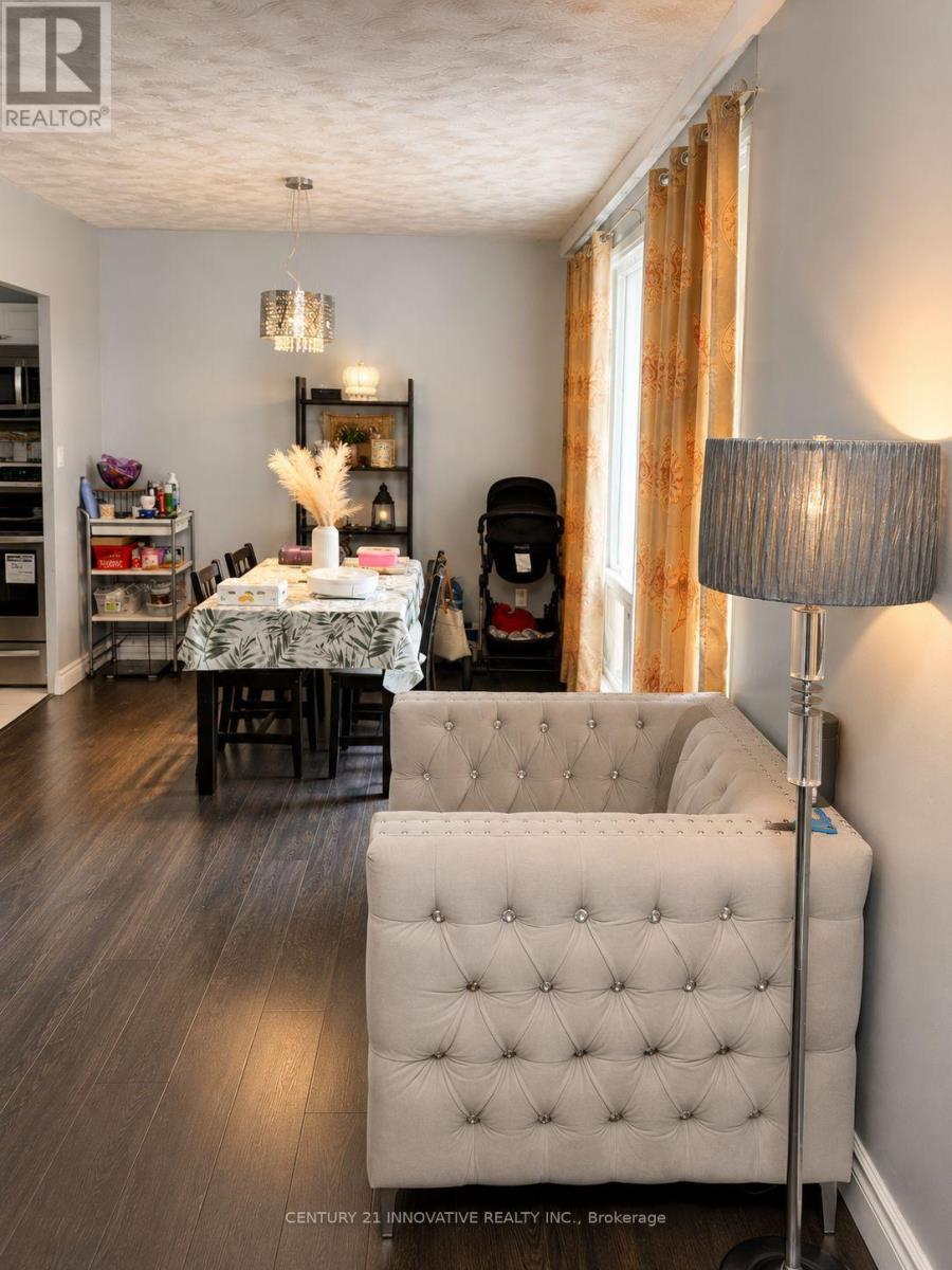 609 - 1 Massey Square, Toronto, Ontario  M4C 5L4 - Photo 6 - E13711772