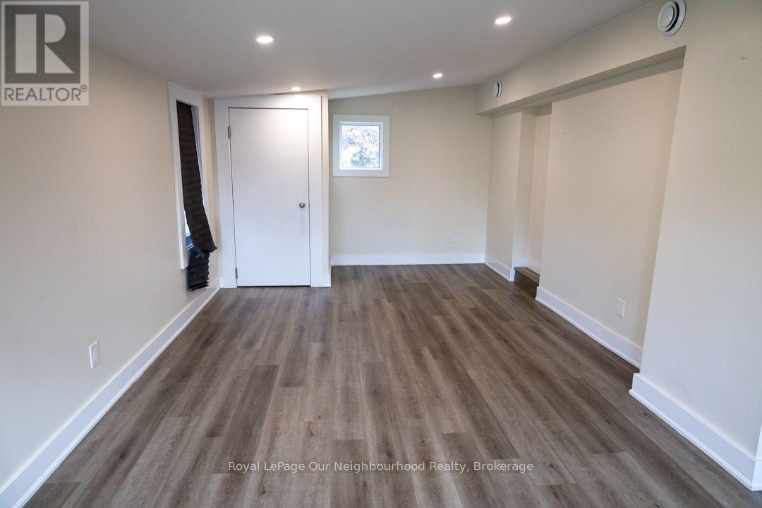 Unit 3 - 103 Ritson Road S, Oshawa, Ontario  L1H 5H1 - Photo 1 - E13712240