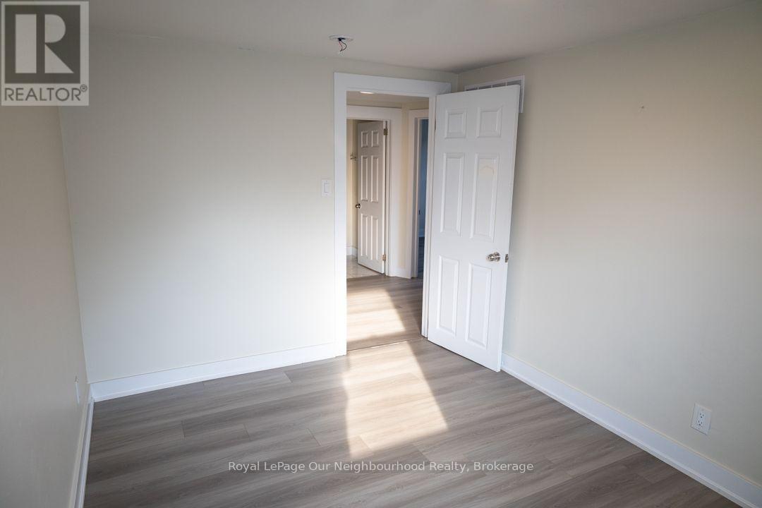 Unit 3 - 103 Ritson Road S, Oshawa, Ontario  L1H 5H1 - Photo 9 - E13712240