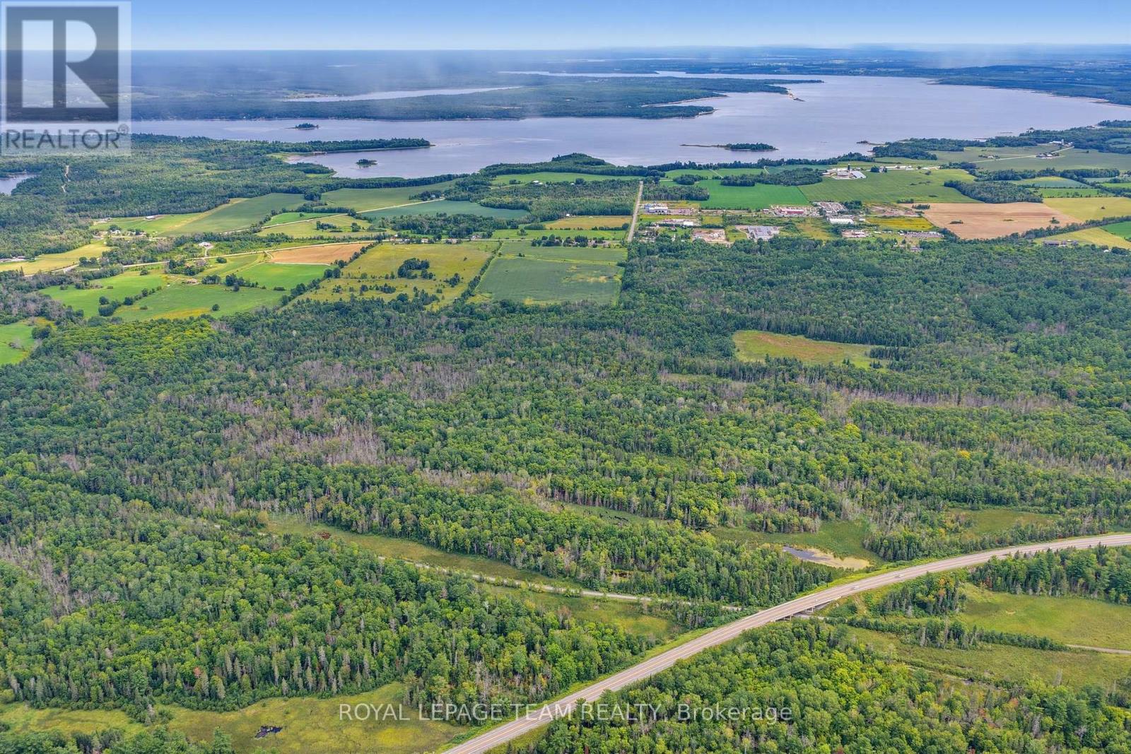 000 Greenwood Road, Laurentian Valley, Ontario K8A 6W3 - Photo 2 - X13712230