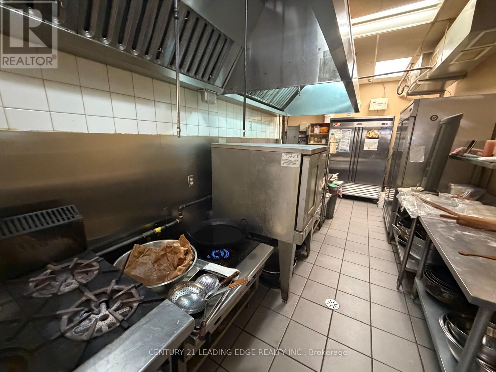 15 - 145 Kingston Road, Ajax, Ontario  L1S 7J4 - Photo 2 - E13712216
