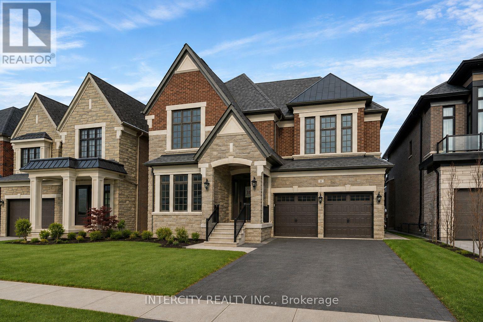 8 HEART LAKE CIRCLE, King, Ontario