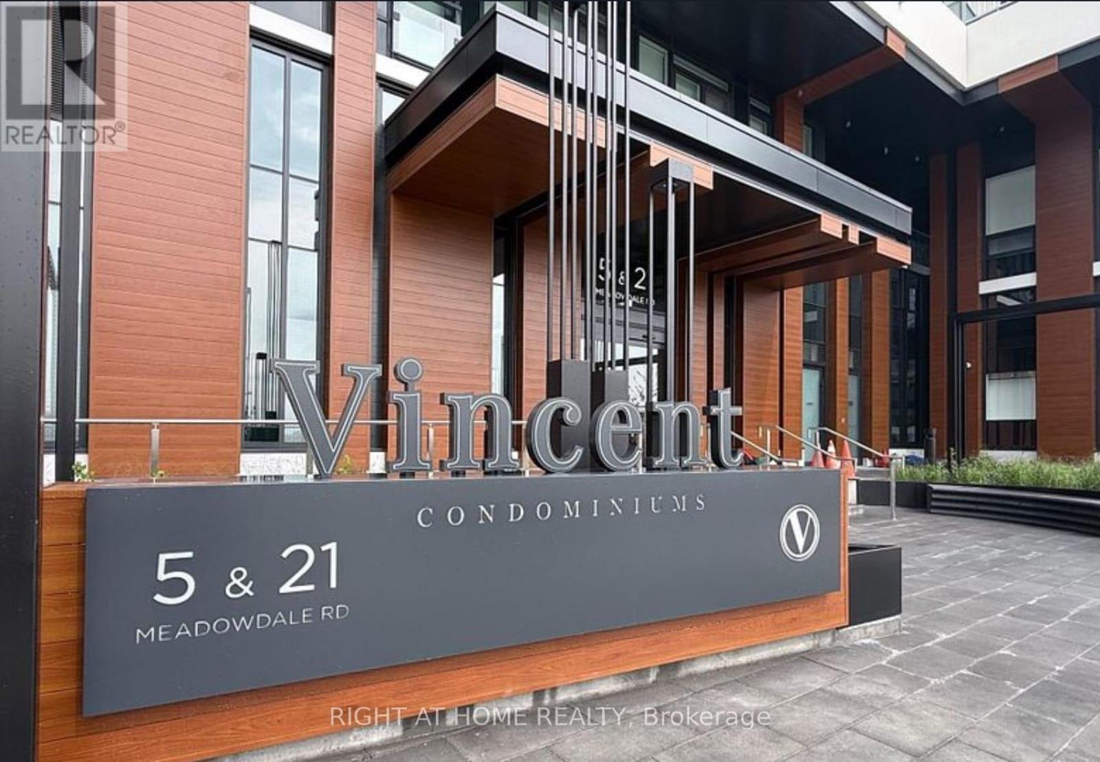 1309 - 21 MEADOWDALE ROAD, Vaughan, Ontario