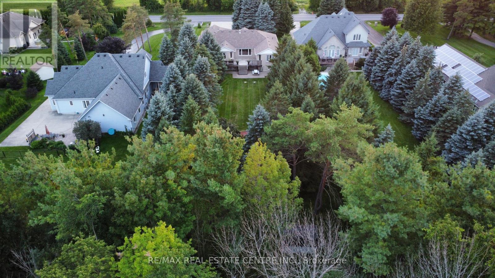 1603 Wedgewood Drive, Wasaga Beach, Ontario  L9Z 1R8 - Photo 6 - S13712254