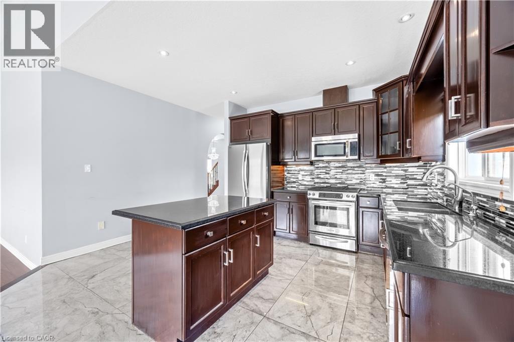 4 Clairfields Drive W, Guelph, Ontario  N1G 5H5 - Photo 14 - 40858342