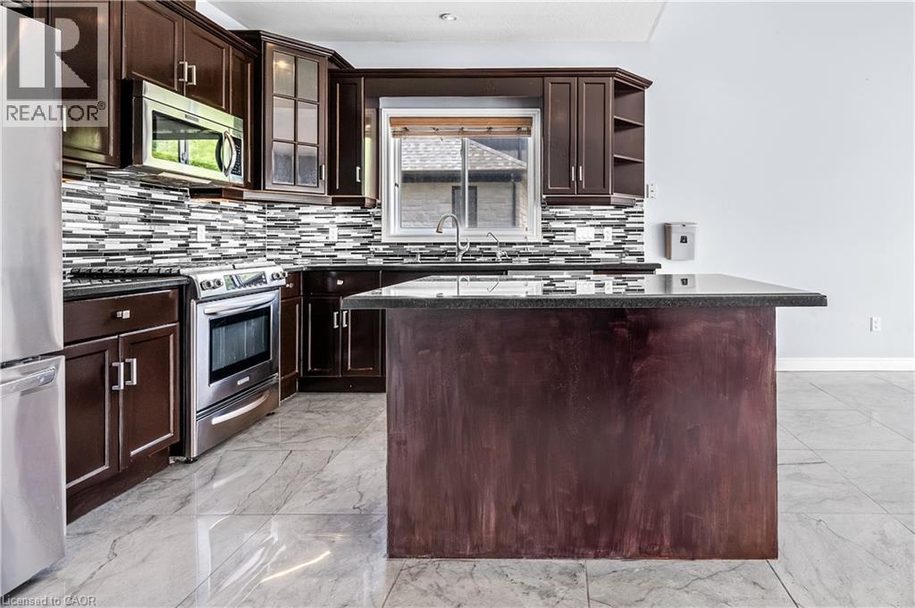 4 Clairfields Drive W, Guelph, Ontario  N1G 5H5 - Photo 16 - 40858342