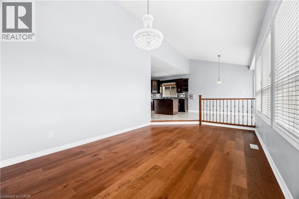 4 Clairfields Drive W, Guelph, Ontario  N1G 5H5 - Photo 21 - 40858342