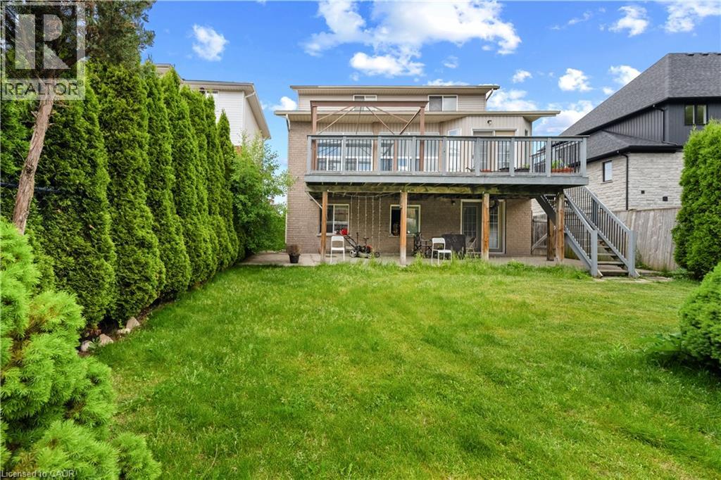 4 Clairfields Drive W, Guelph, Ontario  N1G 5H5 - Photo 41 - 40858342