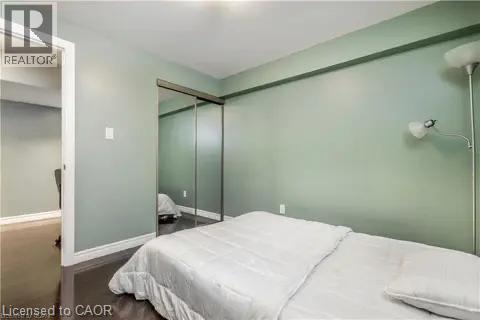 4 Clairfields Drive W, Guelph, Ontario  N1G 5H5 - Photo 49 - 40858342