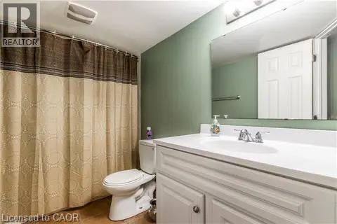 4 Clairfields Drive W, Guelph, Ontario  N1G 5H5 - Photo 50 - 40858342