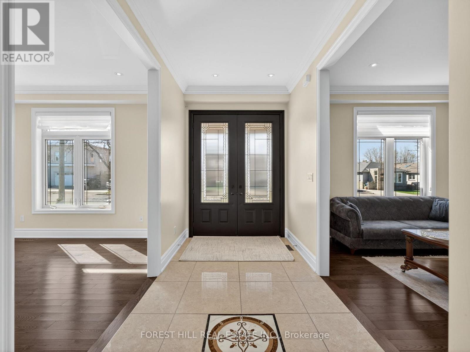 114 Regent Road, Toronto, Ontario  M3K 1H4 - Photo 21 - W13712204