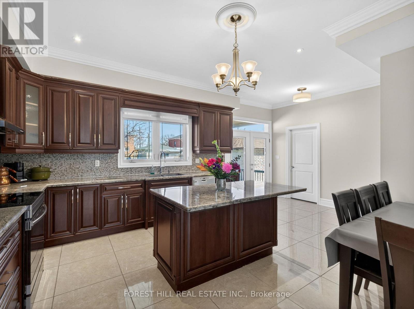 114 Regent Road, Toronto, Ontario  M3K 1H4 - Photo 30 - W13712204