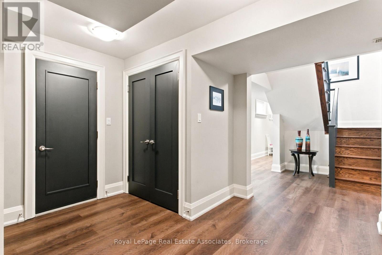32 Jopling Avenue N, Toronto, Ontario  M9B 4E7 - Photo 38 - W13712206