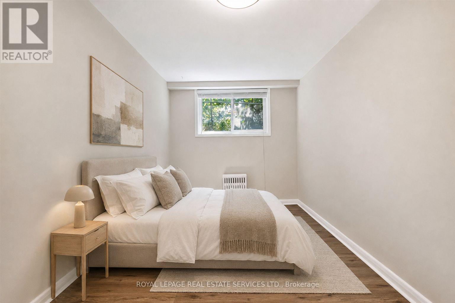 151a Evelyn Avenue, Toronto, Ontario  M6P 2Z6 - Photo 10 - W13712214