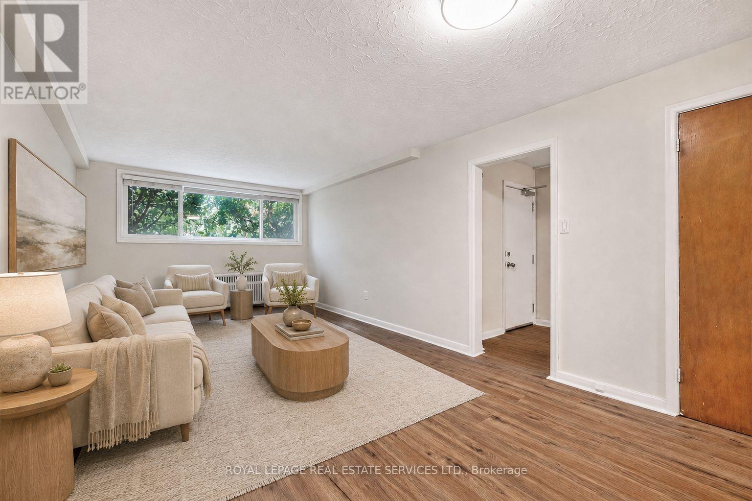 151a Evelyn Avenue, Toronto, Ontario  M6P 2Z6 - Photo 3 - W13712214