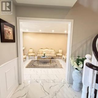 3388 Trelawny Circle, Mississauga, Ontario  L5N 6N6 - Photo 7 - W13712220