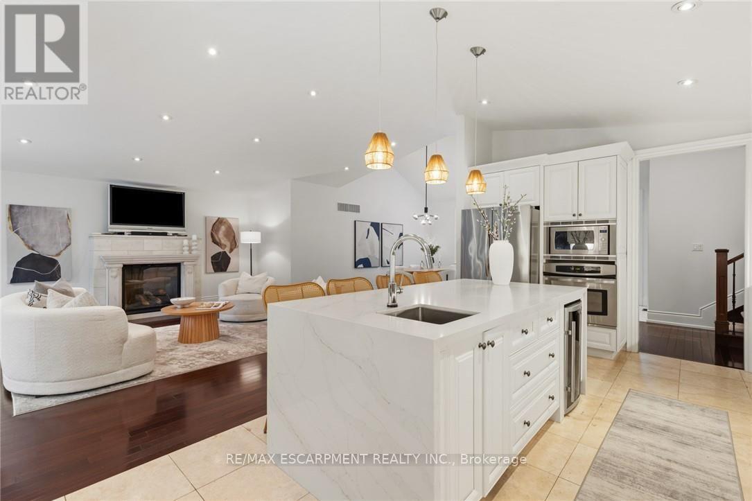 1063 Greenoaks Drive, Mississauga, Ontario  L5J 3A1 - Photo 14 - W13712222