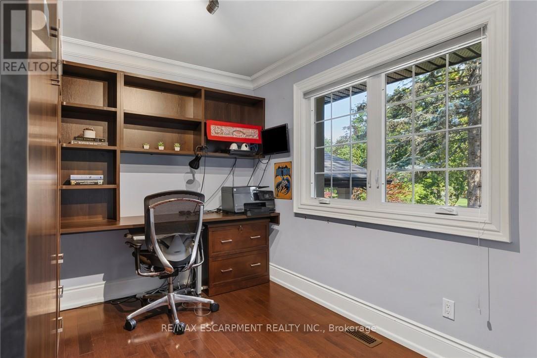 1063 Greenoaks Drive, Mississauga, Ontario  L5J 3A1 - Photo 22 - W13712222