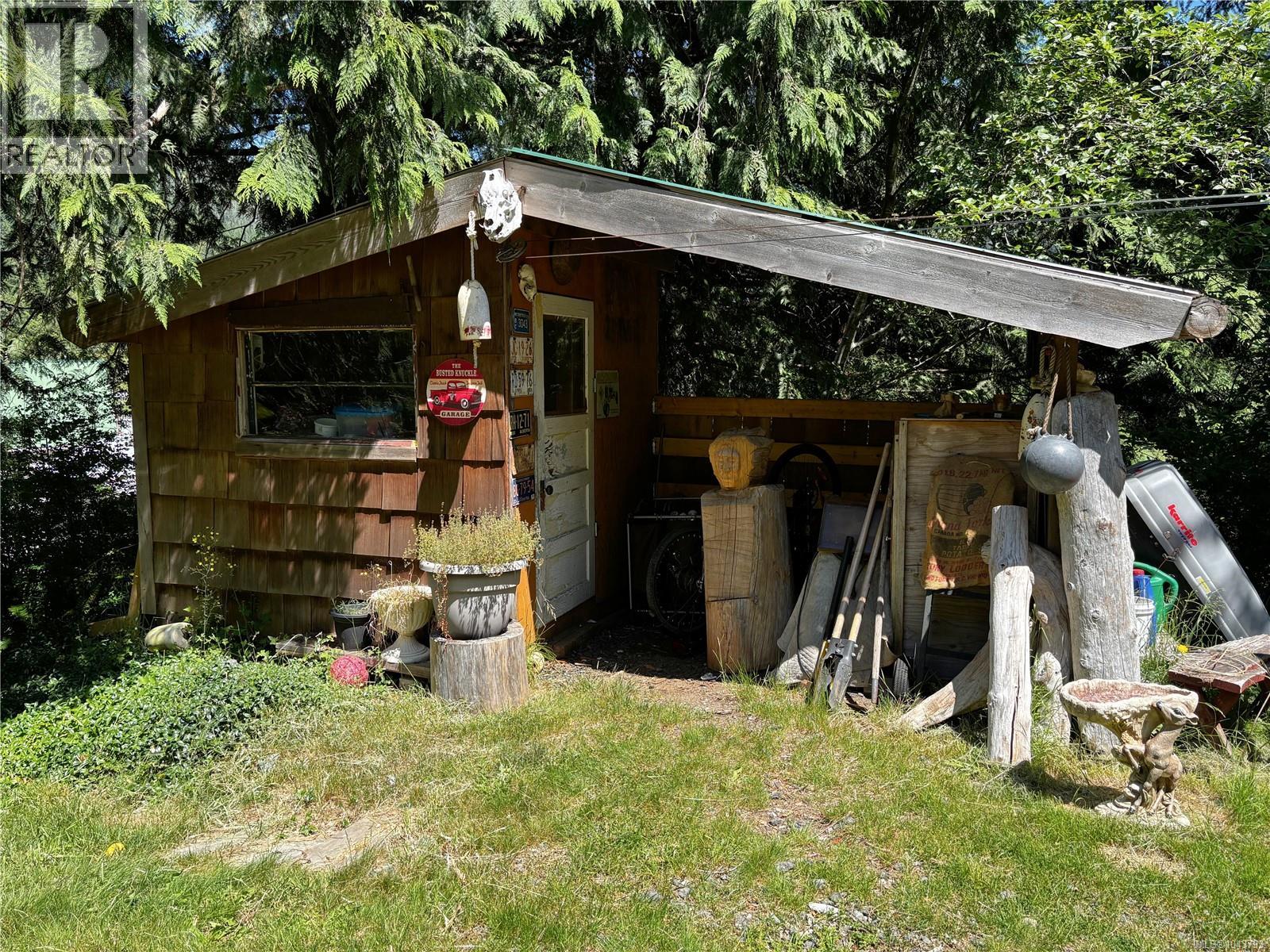 948 Maquinna Dr S, Tahsis, British Columbia  V0P 1X0 - Photo 23 - 1043793