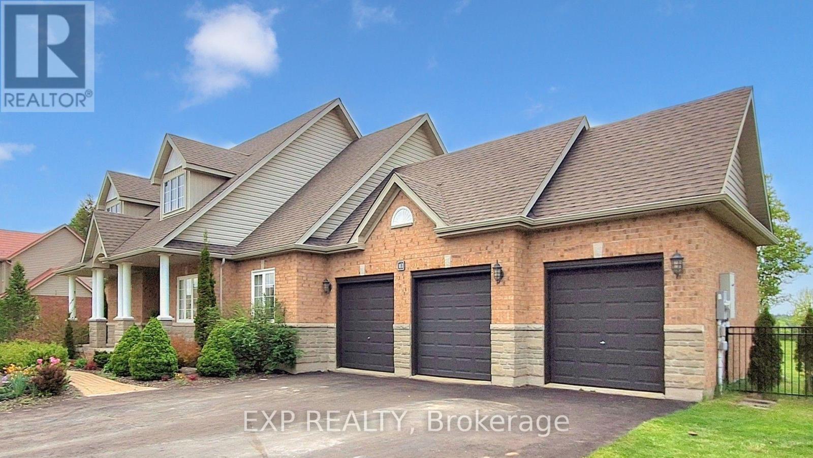 42 Somerville Crescent, Mulmur, Ontario  L0N 1M0 - Photo 2 - X13712192