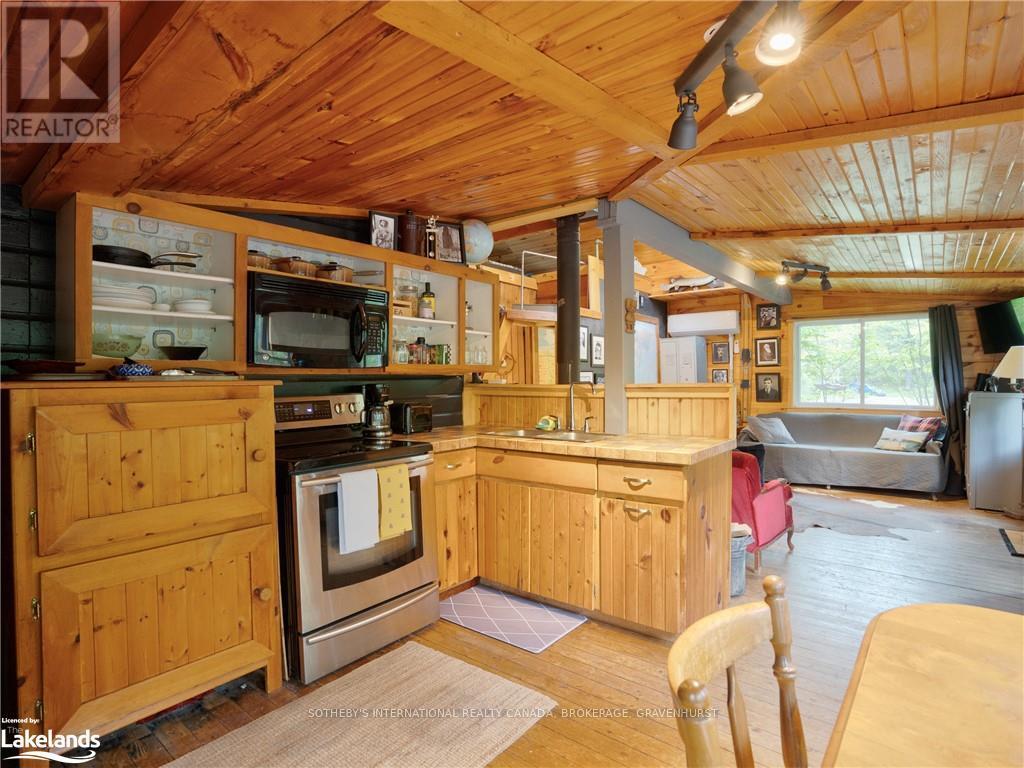 1209 North Kahshe Lake Road, Gravenhurst (Morrison), Ontario  P0E 1G0 - Photo 14 - X13712084