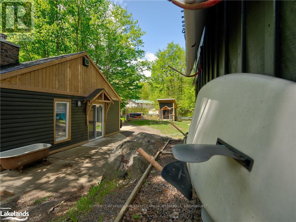 1209 North Kahshe Lake Road, Gravenhurst (Morrison), Ontario  P0E 1G0 - Photo 5 - X13712084
