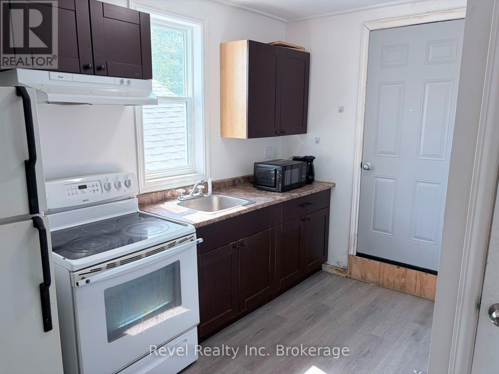 1009 Algonquin Avenue, North Bay, Ontario  P1B 4X9 - Photo 15 - X13707952