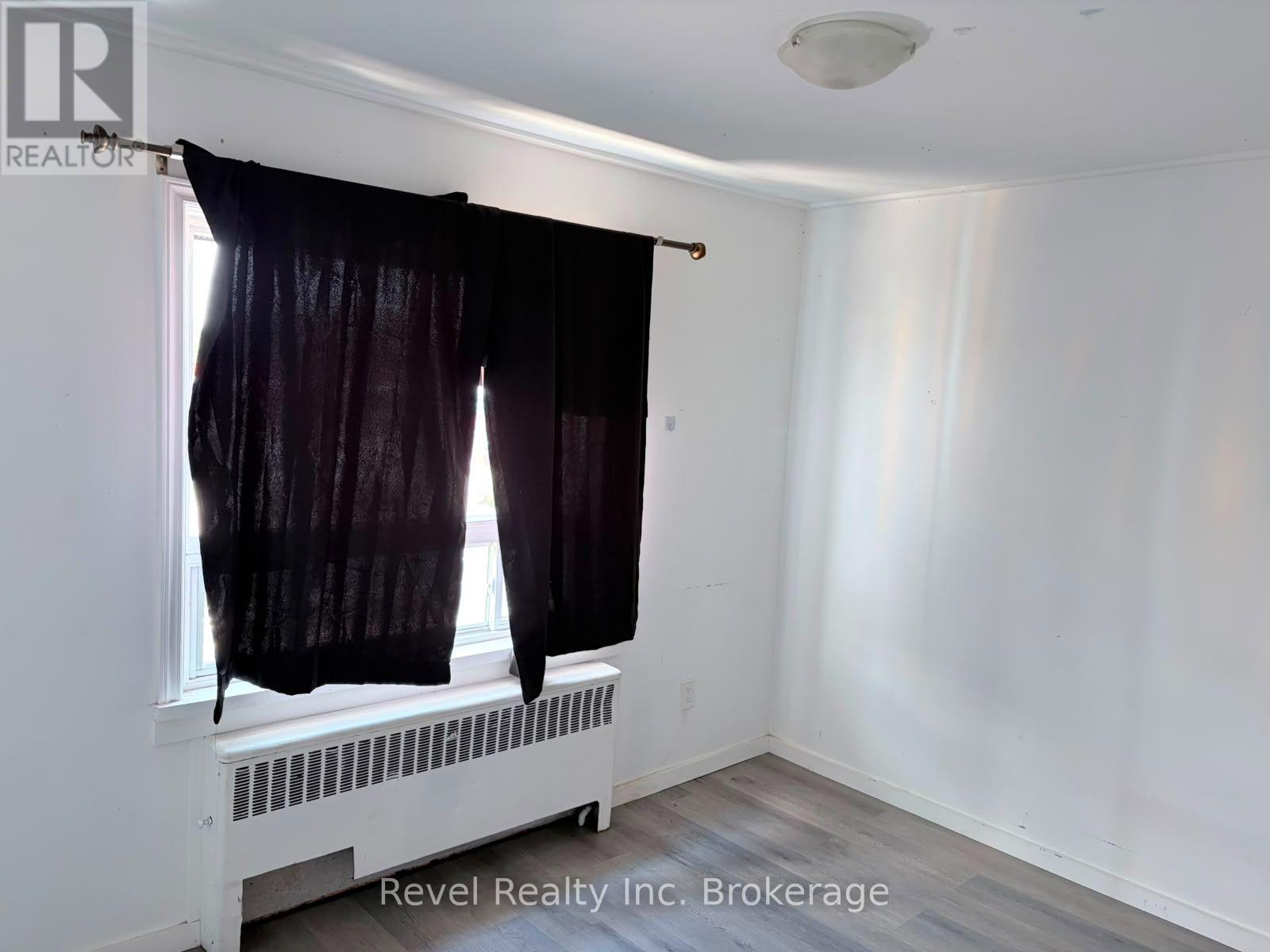 1009 Algonquin Avenue, North Bay, Ontario  P1B 4X9 - Photo 21 - X13707952