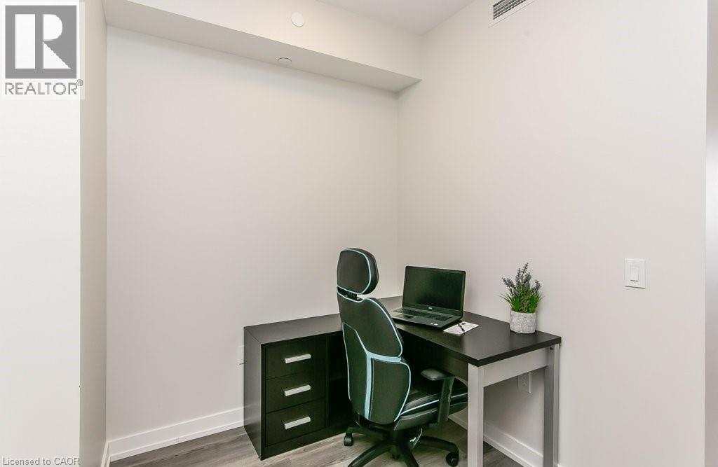 5 Wellington Street S Unit# 1607, Kitchener, Ontario  N3H 2E6 - Photo 4 - 40858102