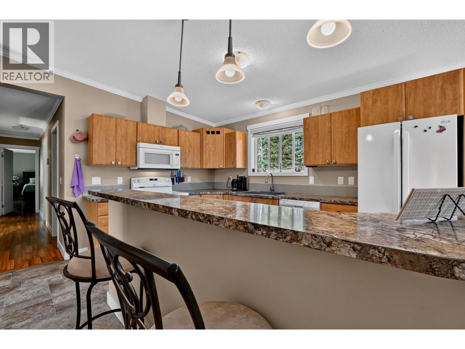 61730 W 16 Highway, Cluculz Lake, British Columbia  V0J 3A1 - Photo 11 - R3158842