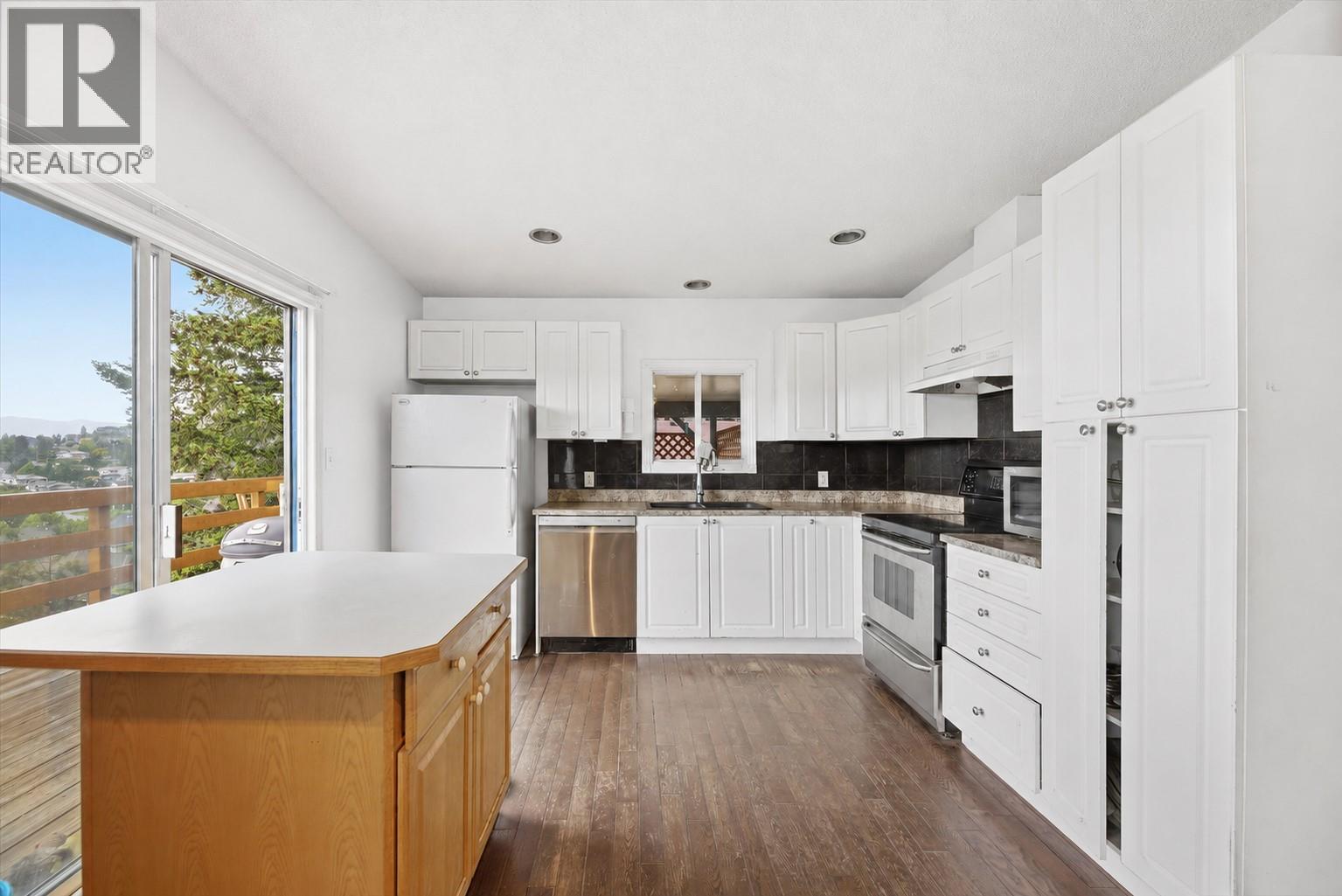 1460 Lund Road, Kelowna, British Columbia  V1X 4K4 - Photo 5 - 10390298