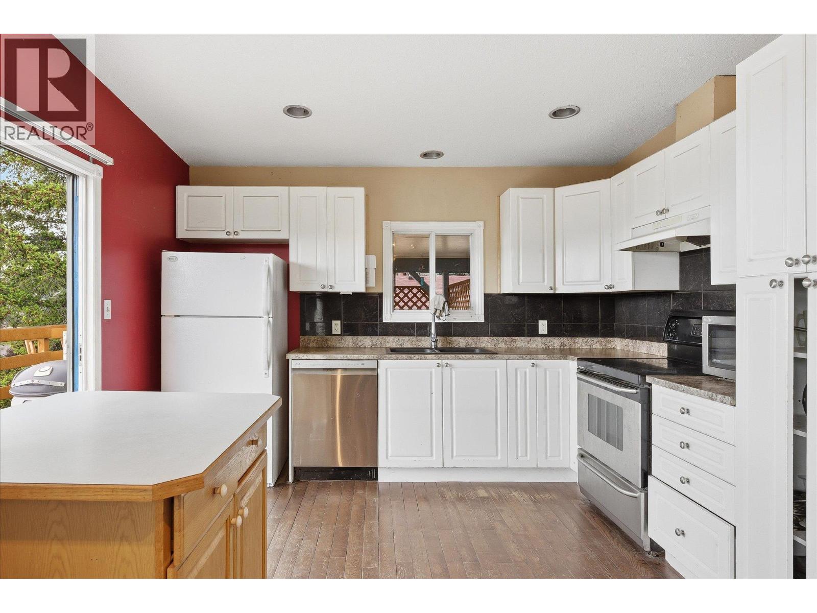 1460 Lund Road, Kelowna, British Columbia  V1X 4K4 - Photo 6 - 10390298