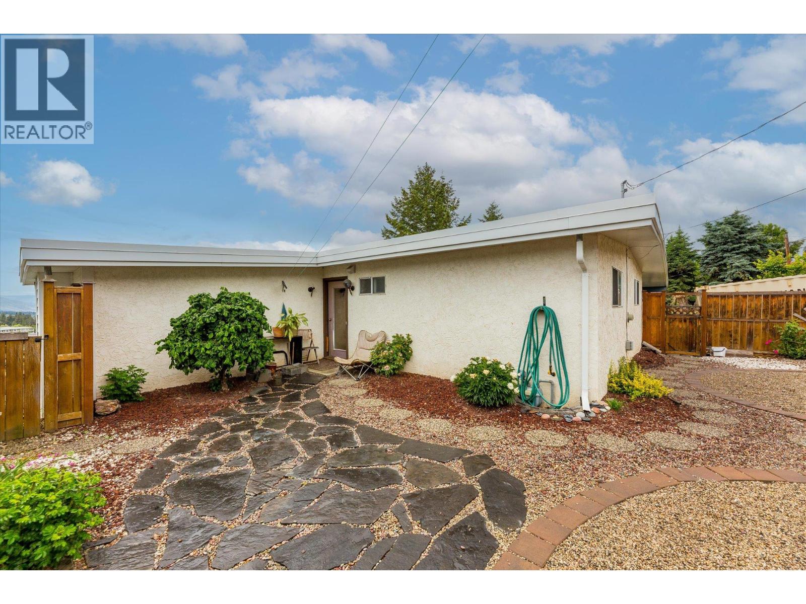 1460 Lund Road, Kelowna, British Columbia  V1X 4K4 - Photo 40 - 10390298