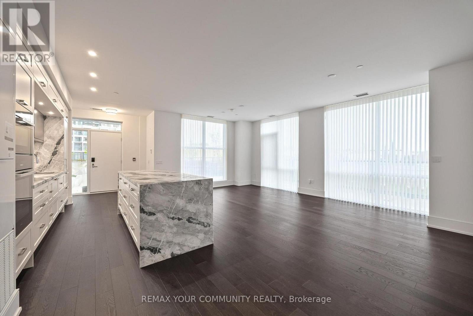 110 - 10 Inn On The Park Drive, Toronto, Ontario  M3C 0P9 - Photo 8 - C13712278