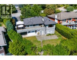 403 NEWDALE COURT, North Vancouver, British Columbia