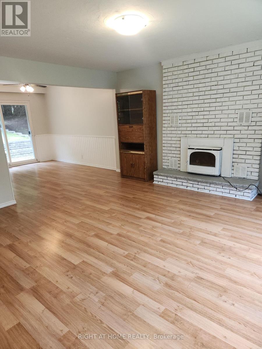 1023 Carson Road, Springwater, Ontario  L4M 4S5 - Photo 7 - S13712266