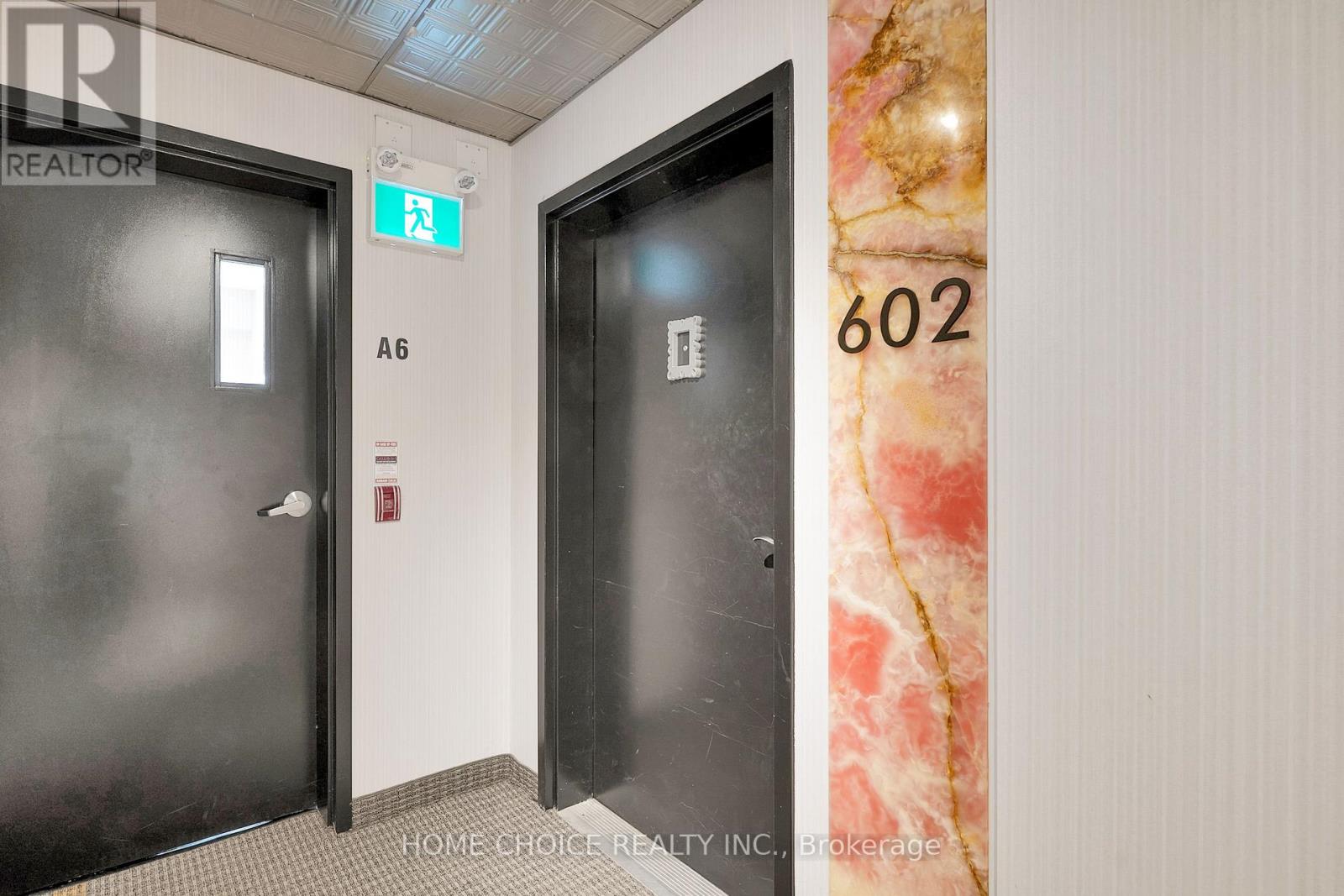 602 - 300 Essa Road, Barrie, Ontario  L9J 0B9 - Photo 6 - S13712276