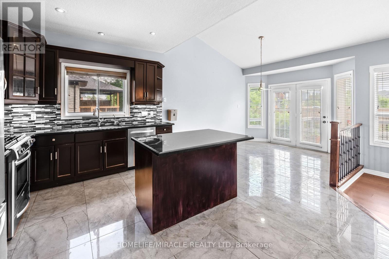 4 Clairfields Drive W, Guelph, Ontario  N1G 5H5 - Photo 18 - X13712262