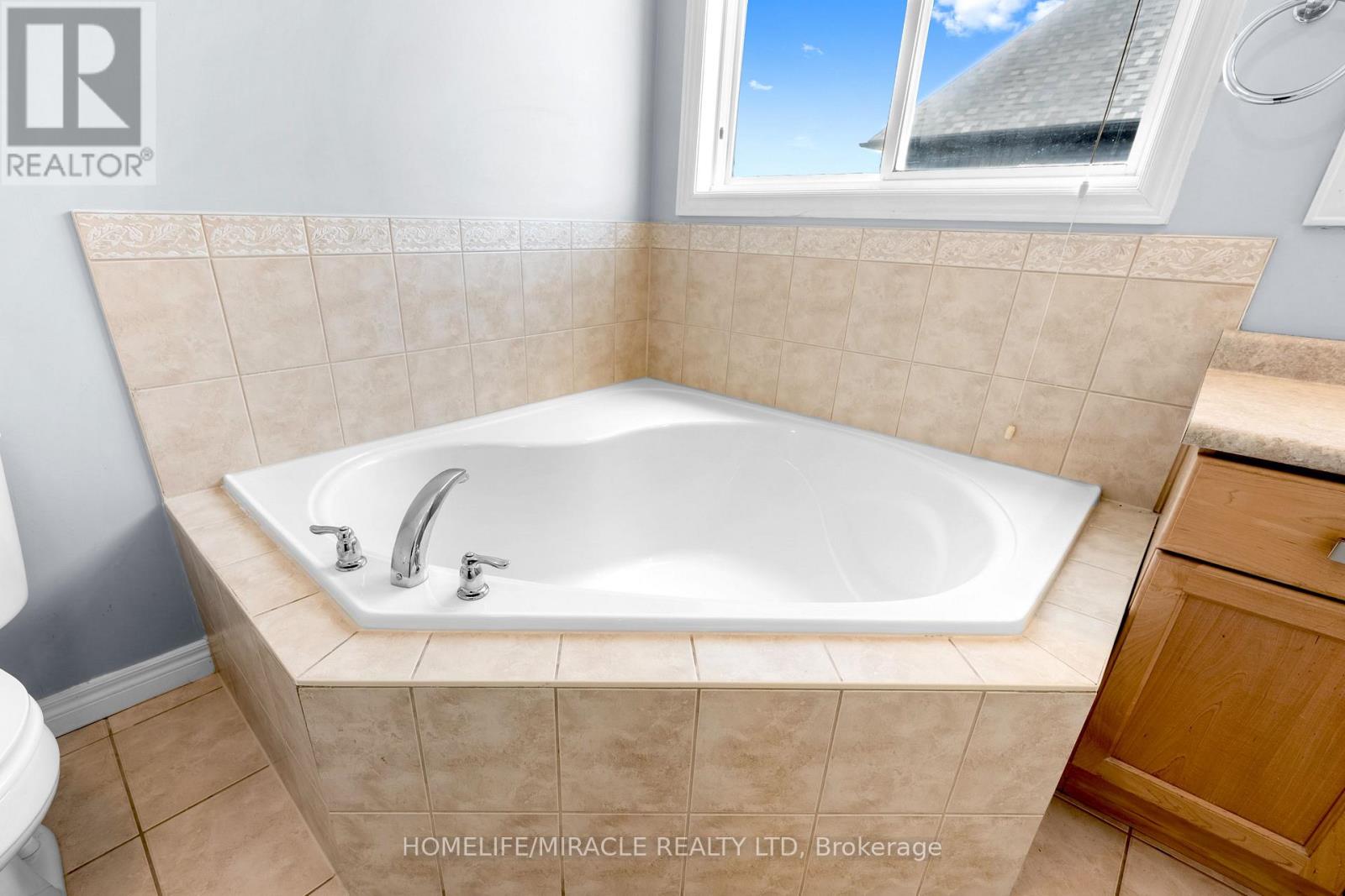 4 Clairfields Drive W, Guelph, Ontario  N1G 5H5 - Photo 35 - X13712262