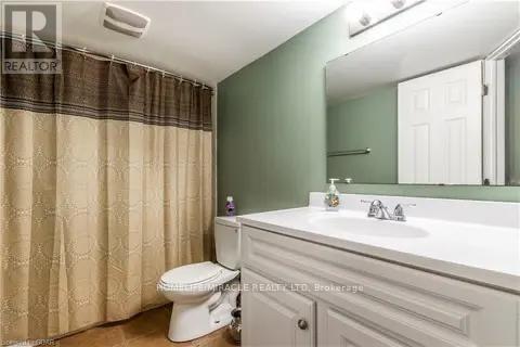 4 Clairfields Drive W, Guelph, Ontario  N1G 5H5 - Photo 50 - X13712262
