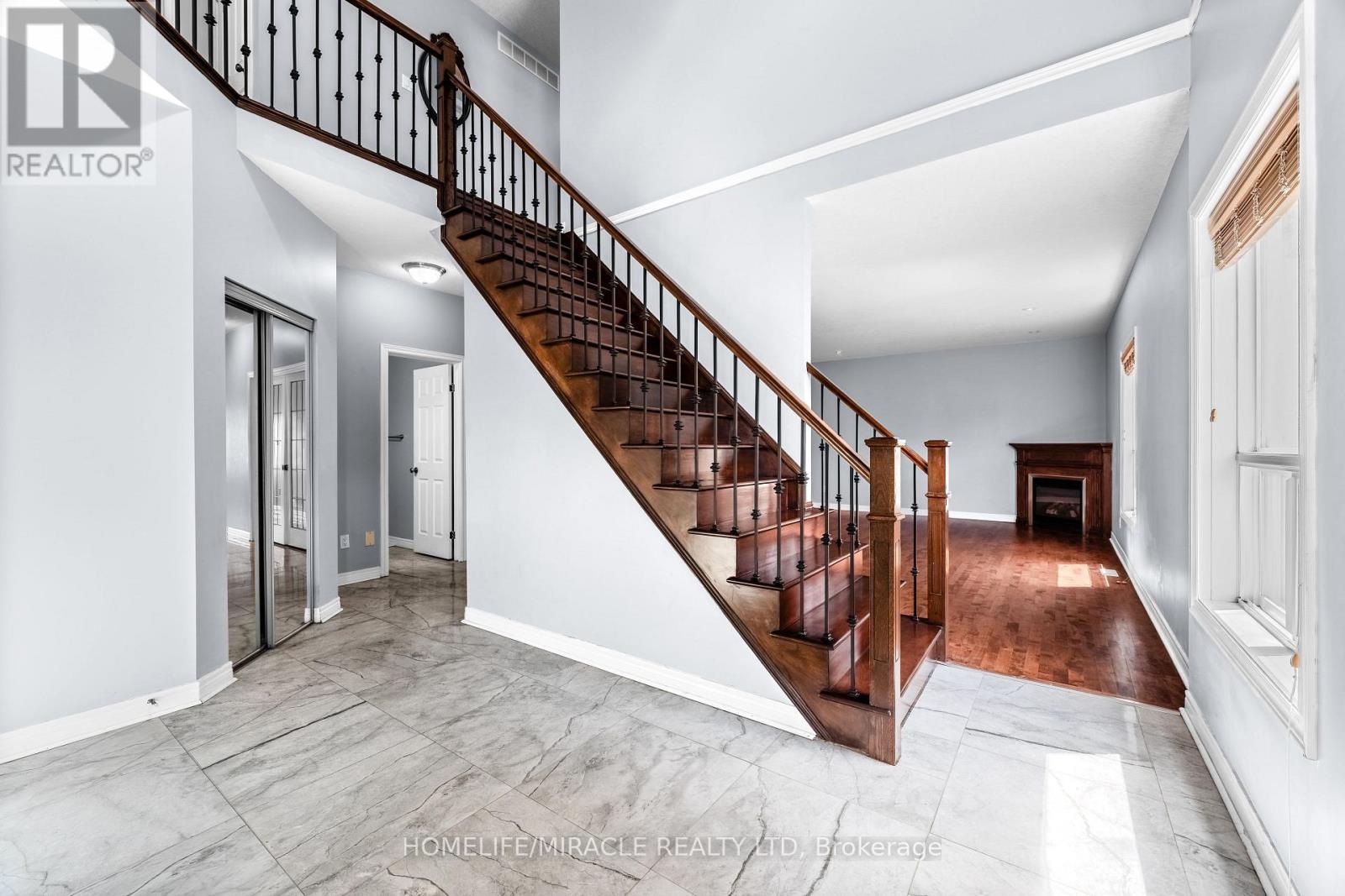 4 Clairfields Drive W, Guelph, Ontario  N1G 5H5 - Photo 9 - X13712262