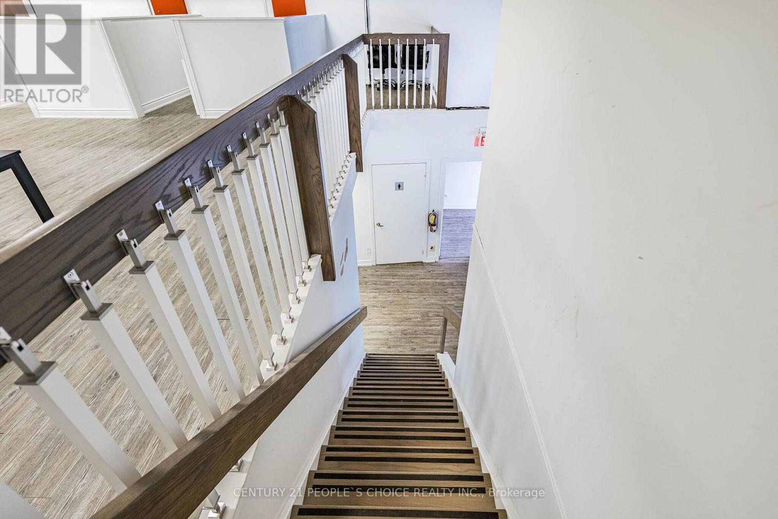 31 - 775 Pacific Road, Oakville, Ontario  L6L 6M4 - Photo 37 - W13704586