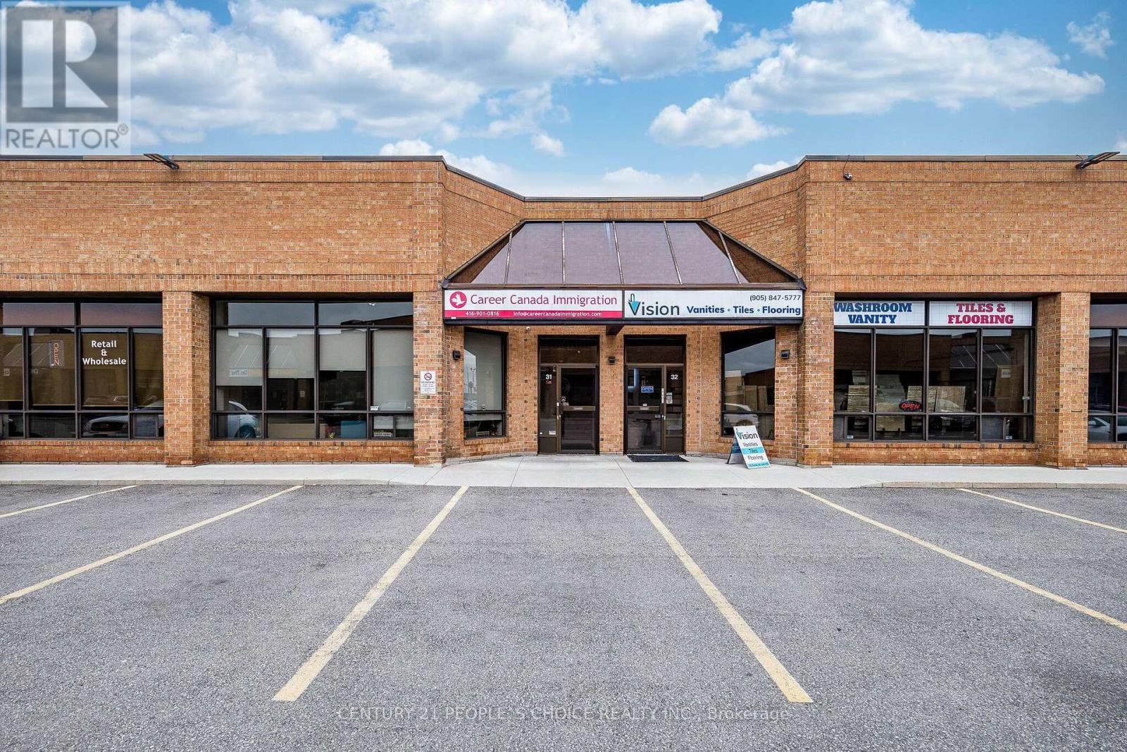 31 - 775 PACIFIC ROAD, Oakville, Ontario