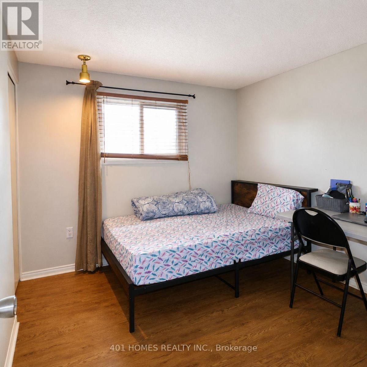 239 Saddy Avenue, London East, Ontario  N5V 3V6 - Photo 3 - X13712314
