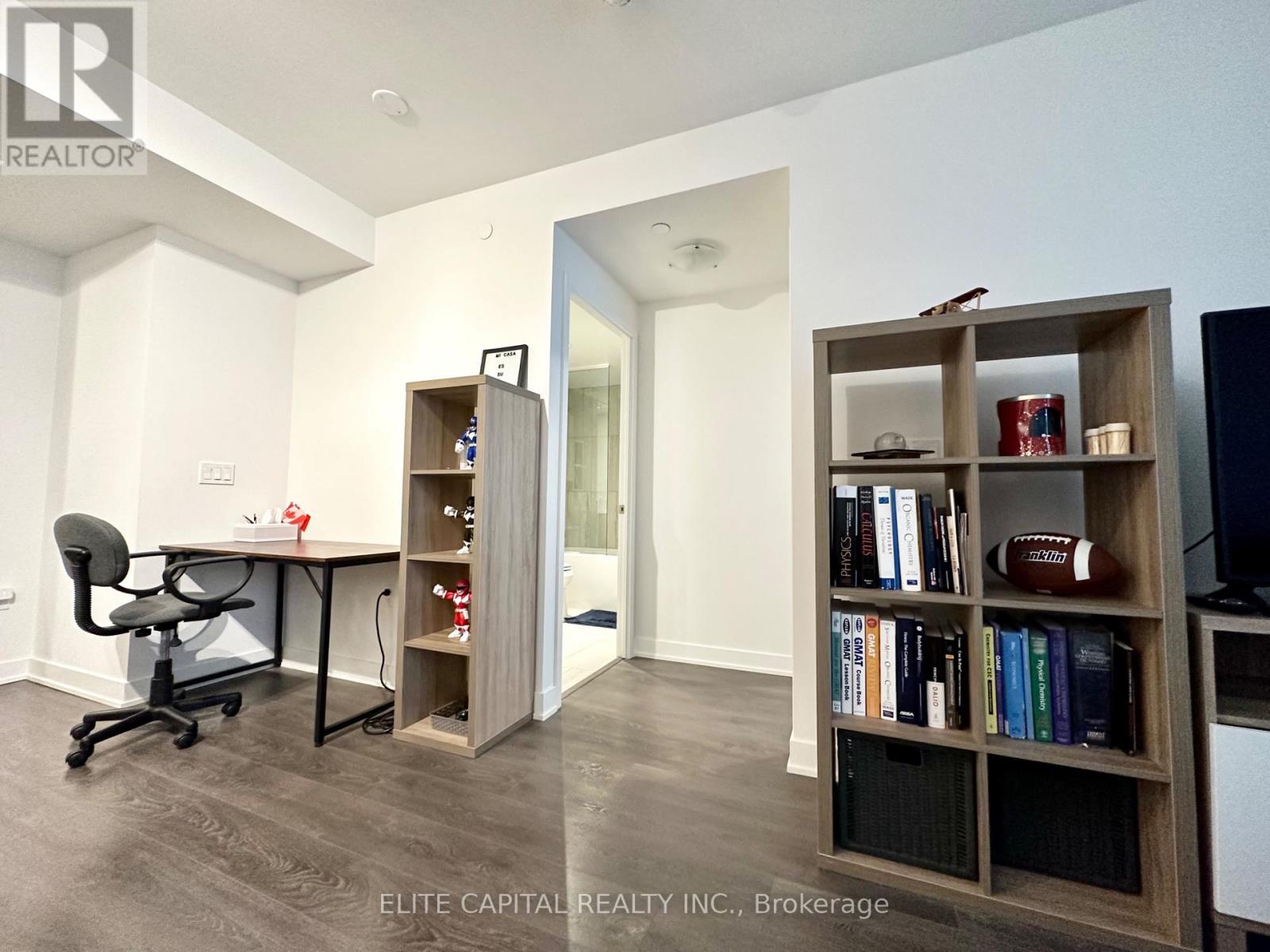 1707 - 99 Broadway Avenue, Toronto, Ontario  M4P 0E3 - Photo 4 - C13712336