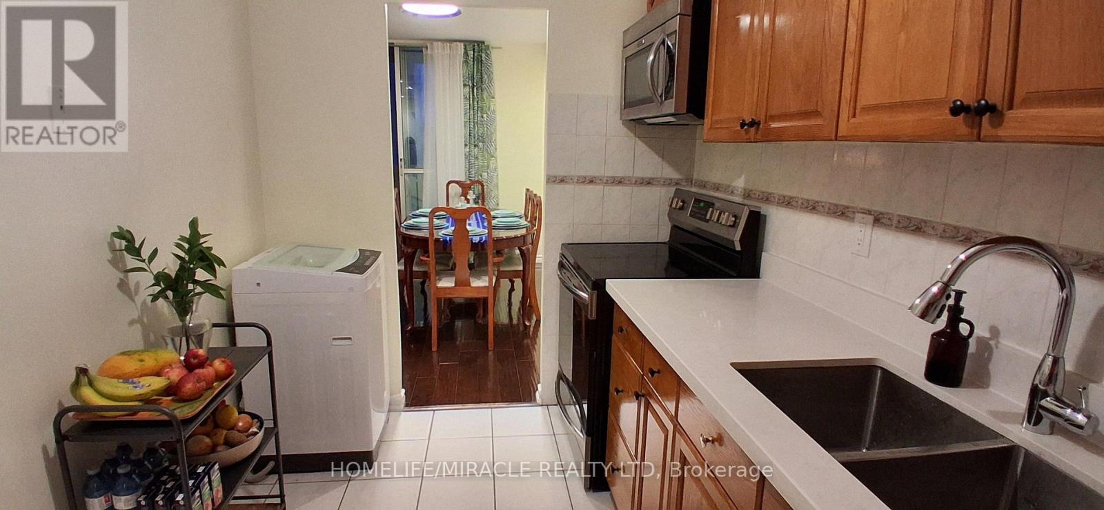 1618 - 1 Massey Square, Toronto, Ontario  M4C 5L4 - Photo 16 - E13712322
