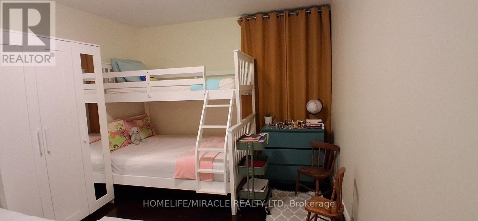 1618 - 1 Massey Square, Toronto, Ontario  M4C 5L4 - Photo 20 - E13712322