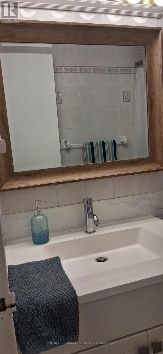 1618 - 1 Massey Square, Toronto, Ontario  M4C 5L4 - Photo 24 - E13712322