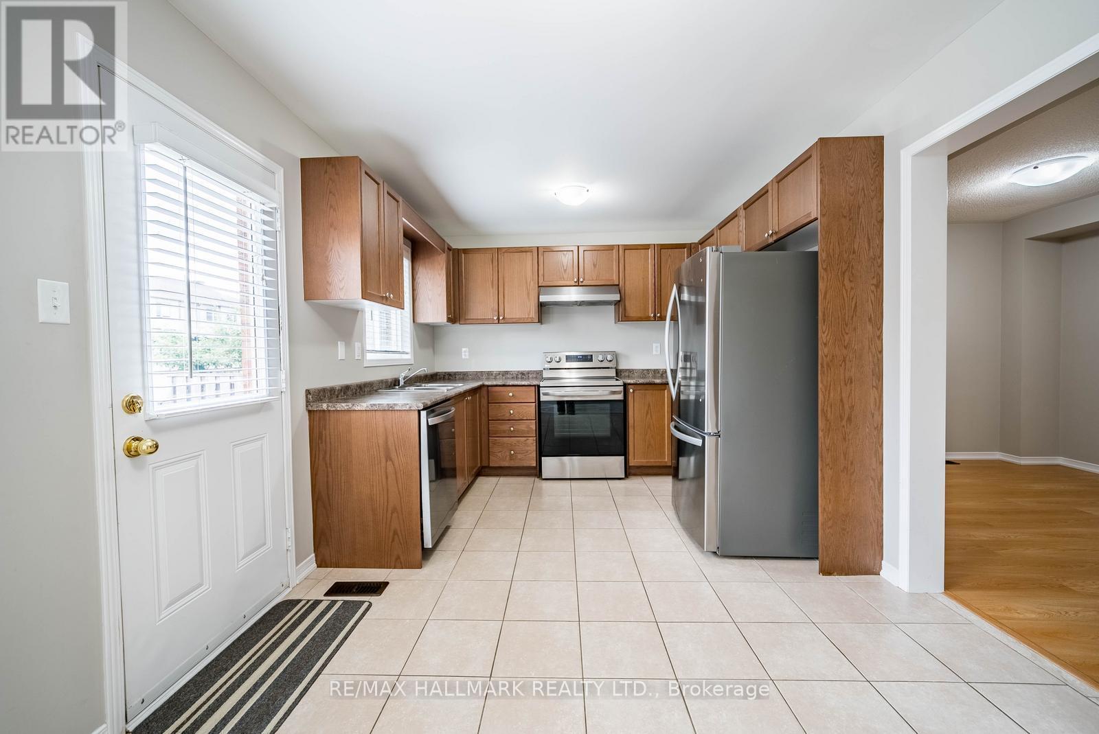 206 Lageer Drive, Whitchurch-Stouffville, Ontario  L4A 0X1 - Photo 10 - N13712290